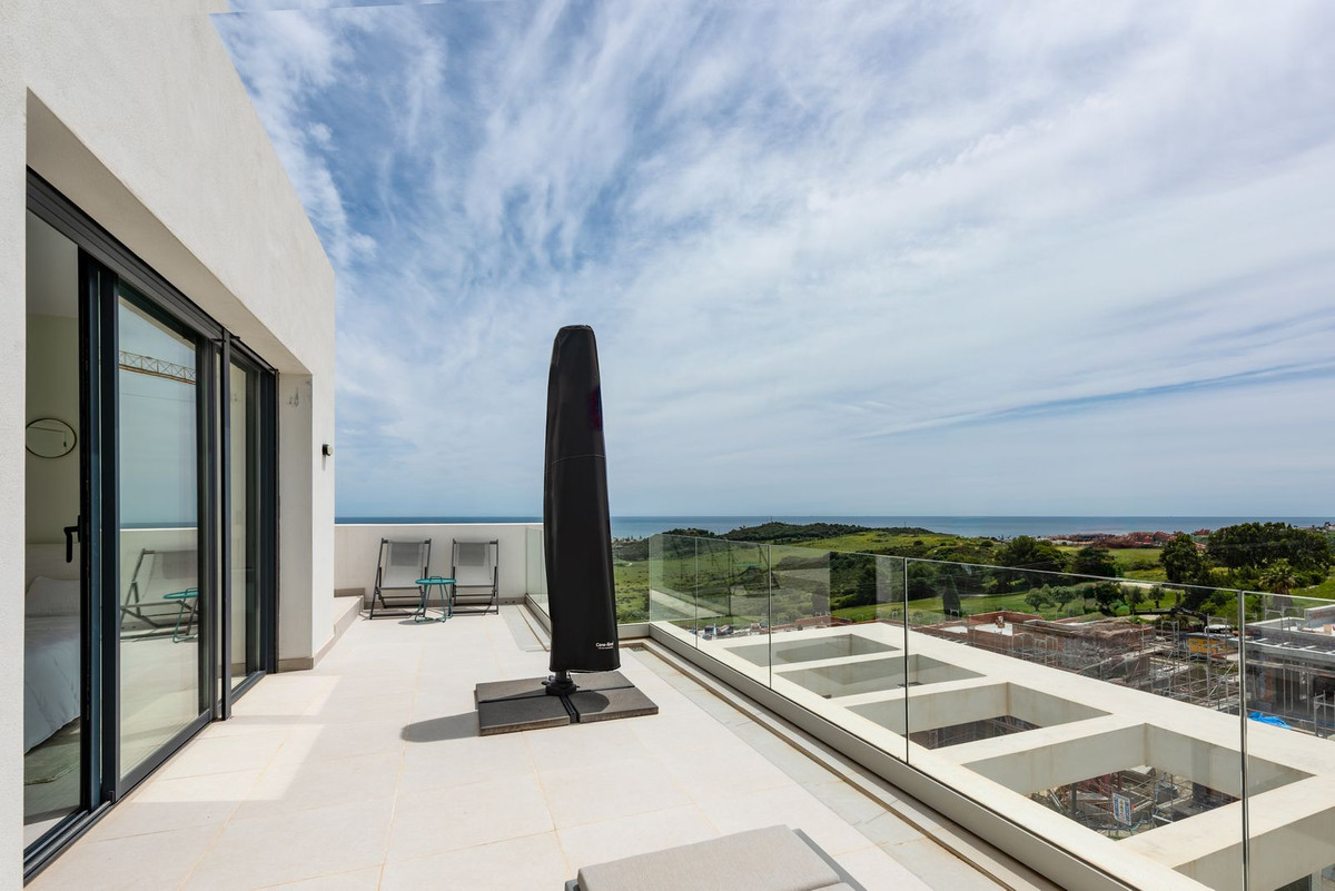 Penthouse Duplex for sale in Estepona | 3 bedrooms H5135212
