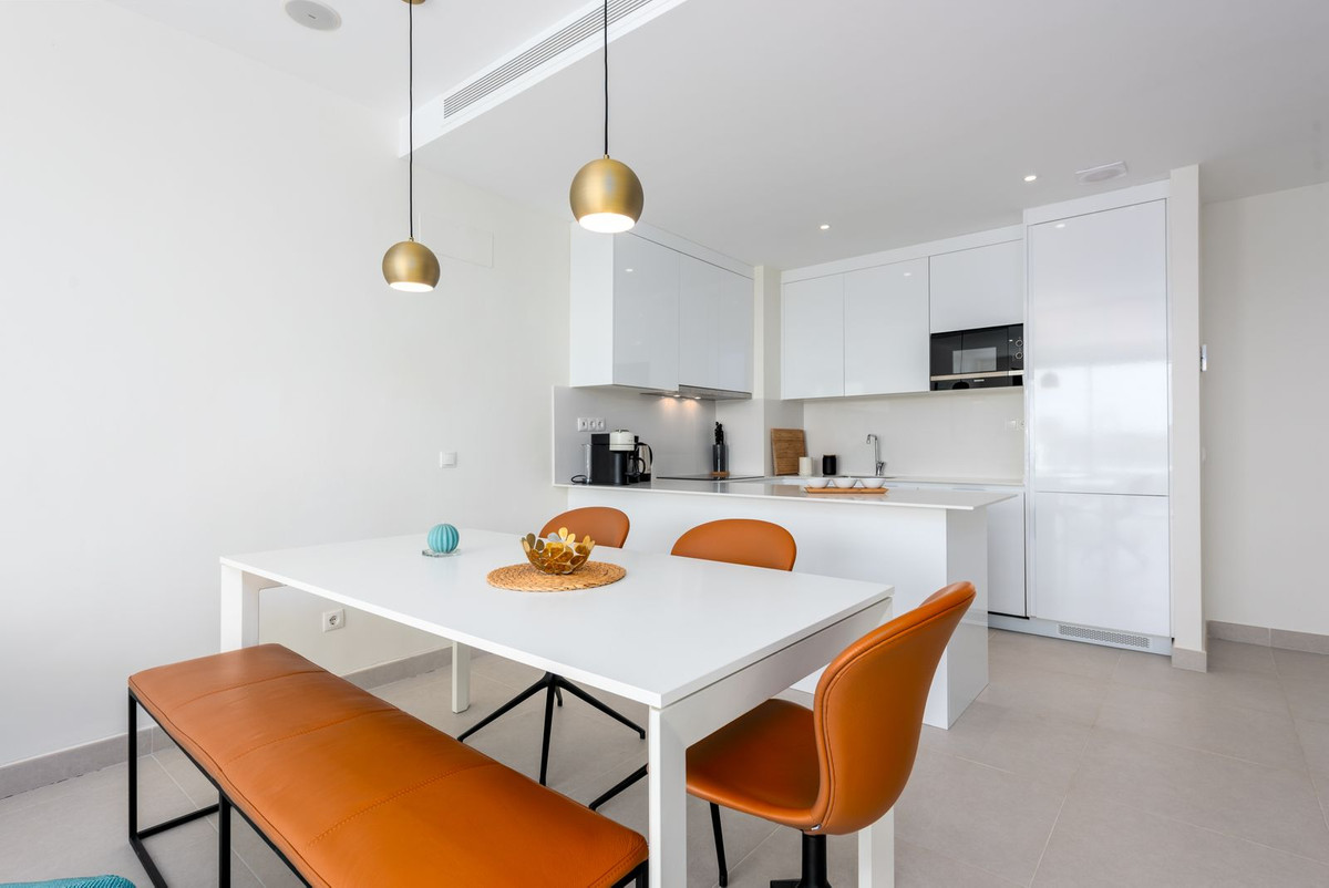 Penthouse Duplex for sale in Estepona | 3 bedrooms H5135212