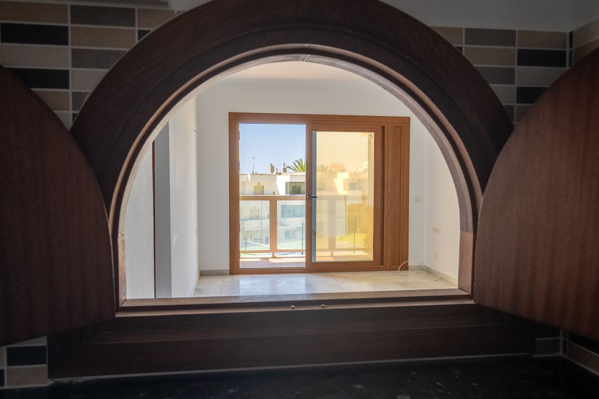 Appartement te koop in Estepona | 1 slaapkamers H5136109