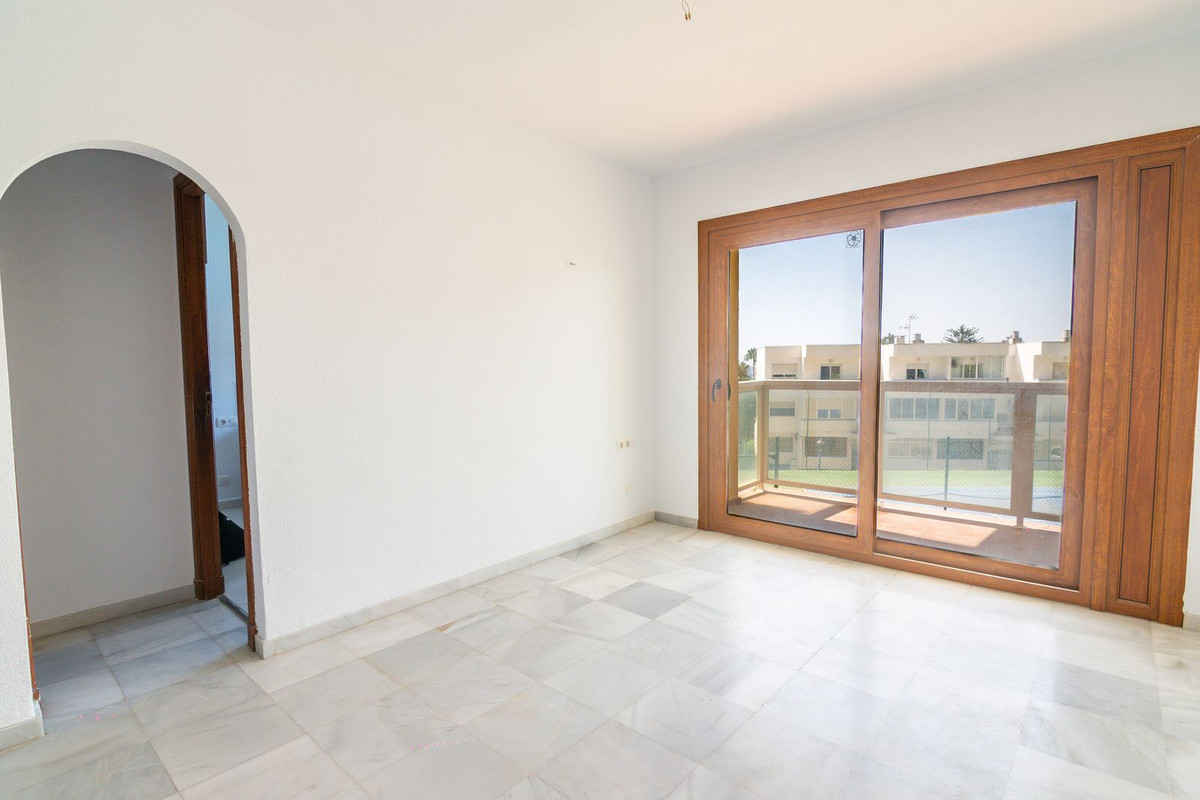Appartement te koop in Estepona | 1 slaapkamers H5136109