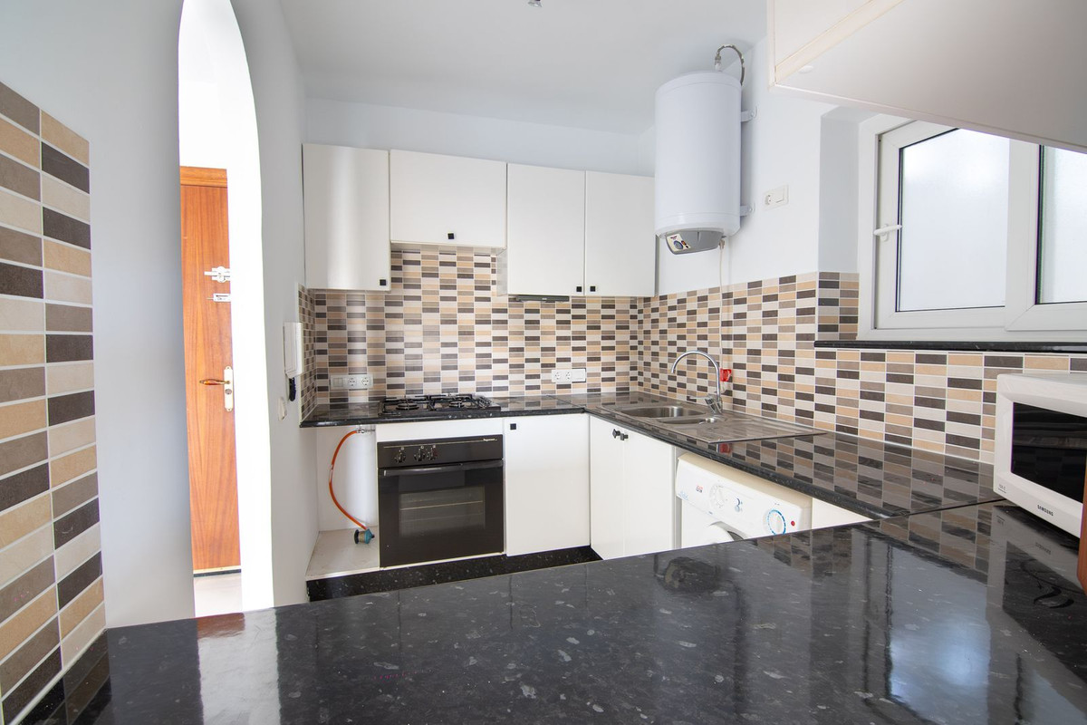Appartement te koop in Estepona | 1 slaapkamers H5136109