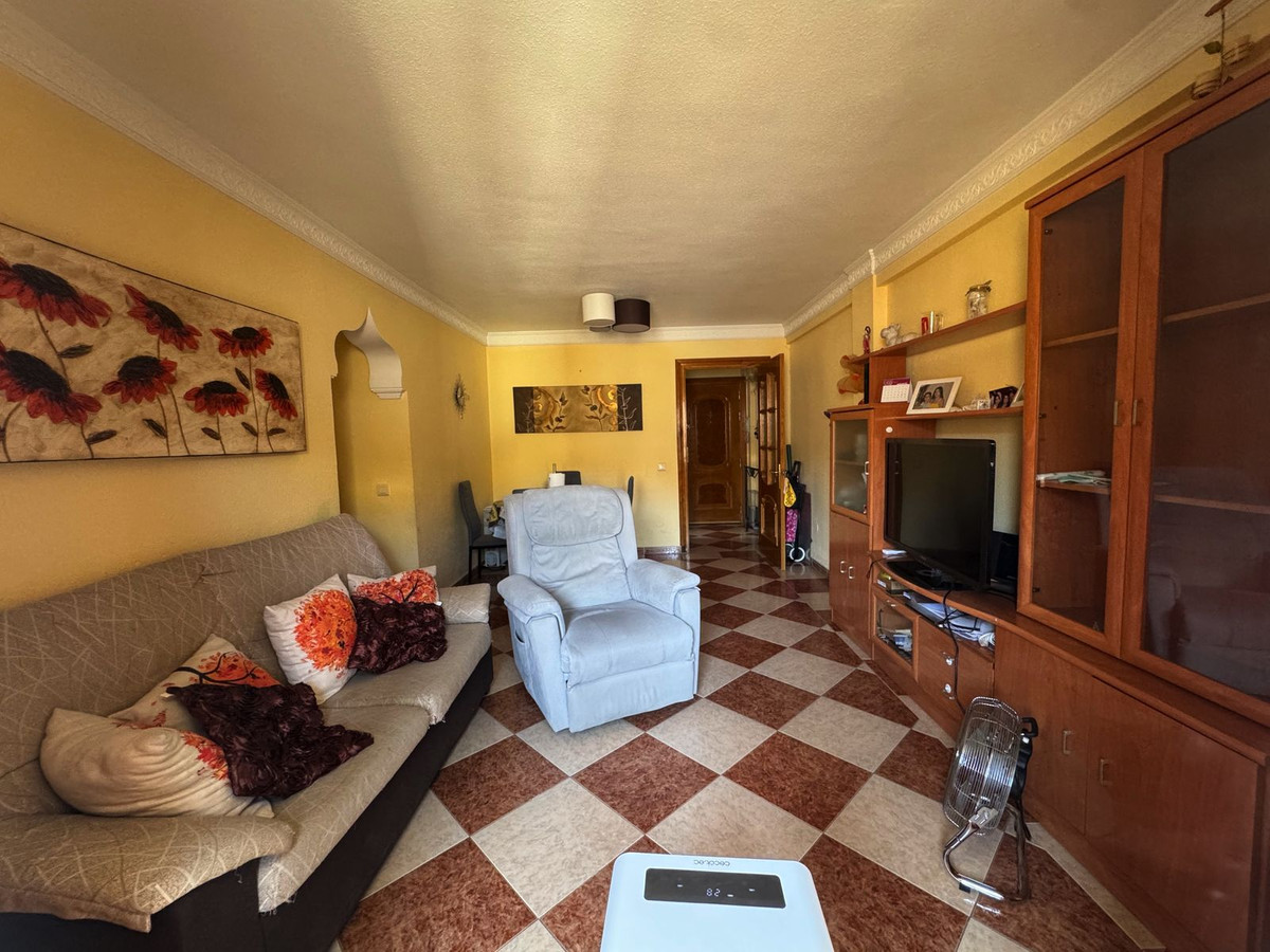 Appartement te koop in Estepona | 3 slaapkamers H5136157