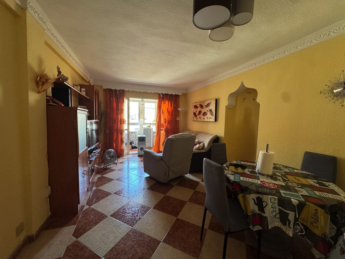 Appartement te koop in Estepona | 3 slaapkamers H5136157