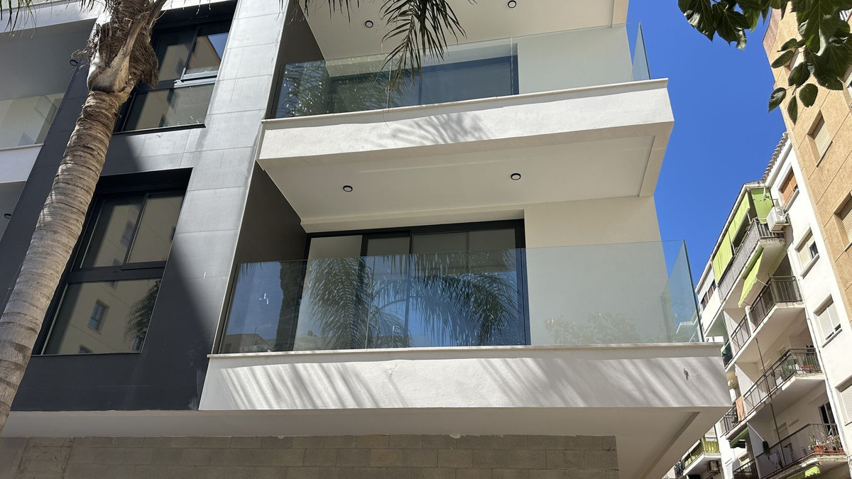 Appartement te koop in Estepona | 2 slaapkamers H5137840