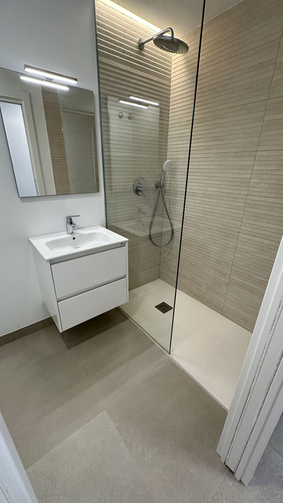 Appartement te koop in Estepona | 2 slaapkamers H5137840