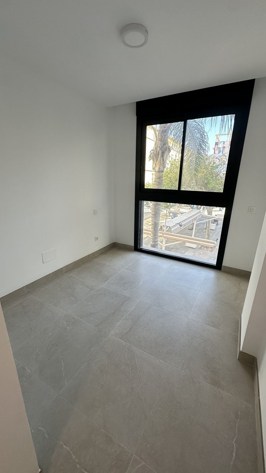 Appartement te koop in Estepona | 2 slaapkamers H5137840
