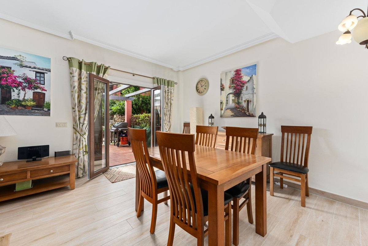 Huis te koop in Estepona | 2 slaapkamers H5137957