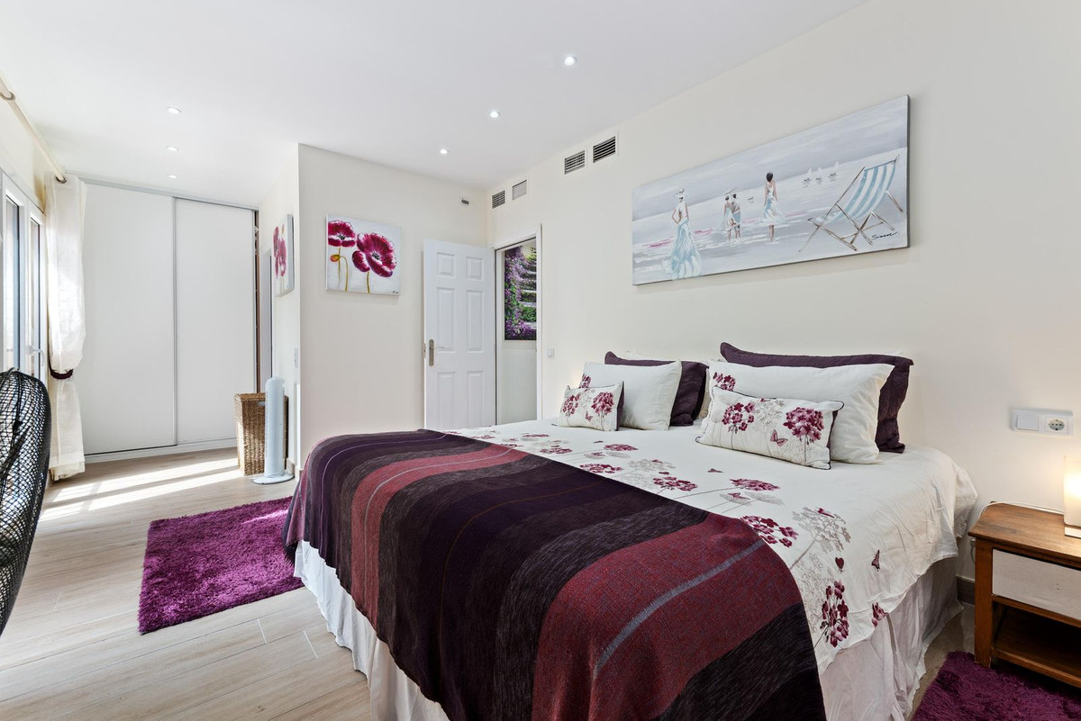 Huis te koop in Estepona | 2 slaapkamers H5137957