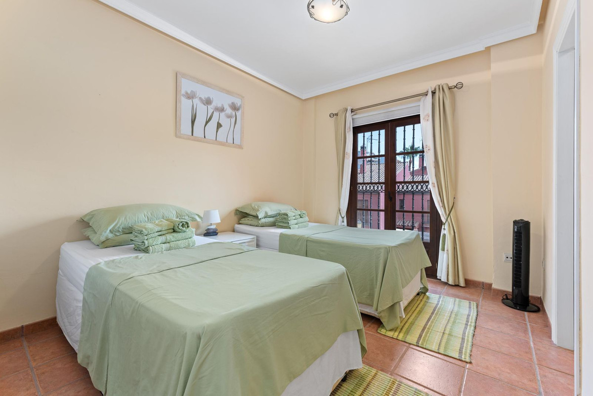 Huis te koop in Estepona | 2 slaapkamers H5137957