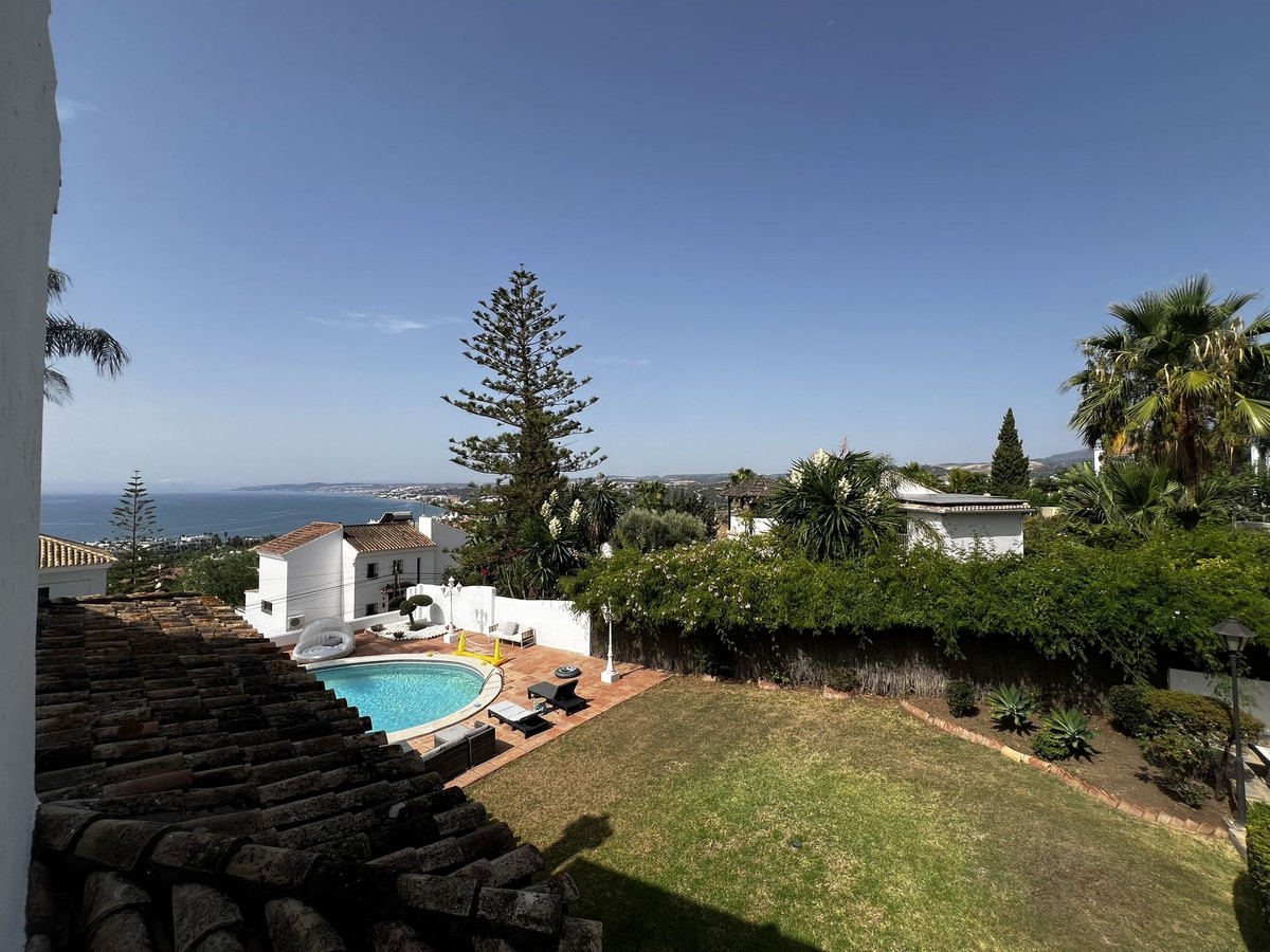 Huis te koop in Estepona | 5 slaapkamers H5138053
