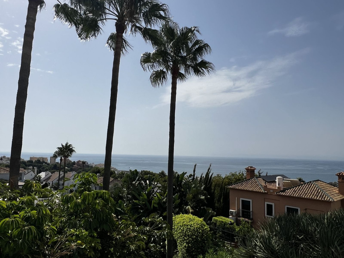Huis te koop in Estepona | 5 slaapkamers H5138053