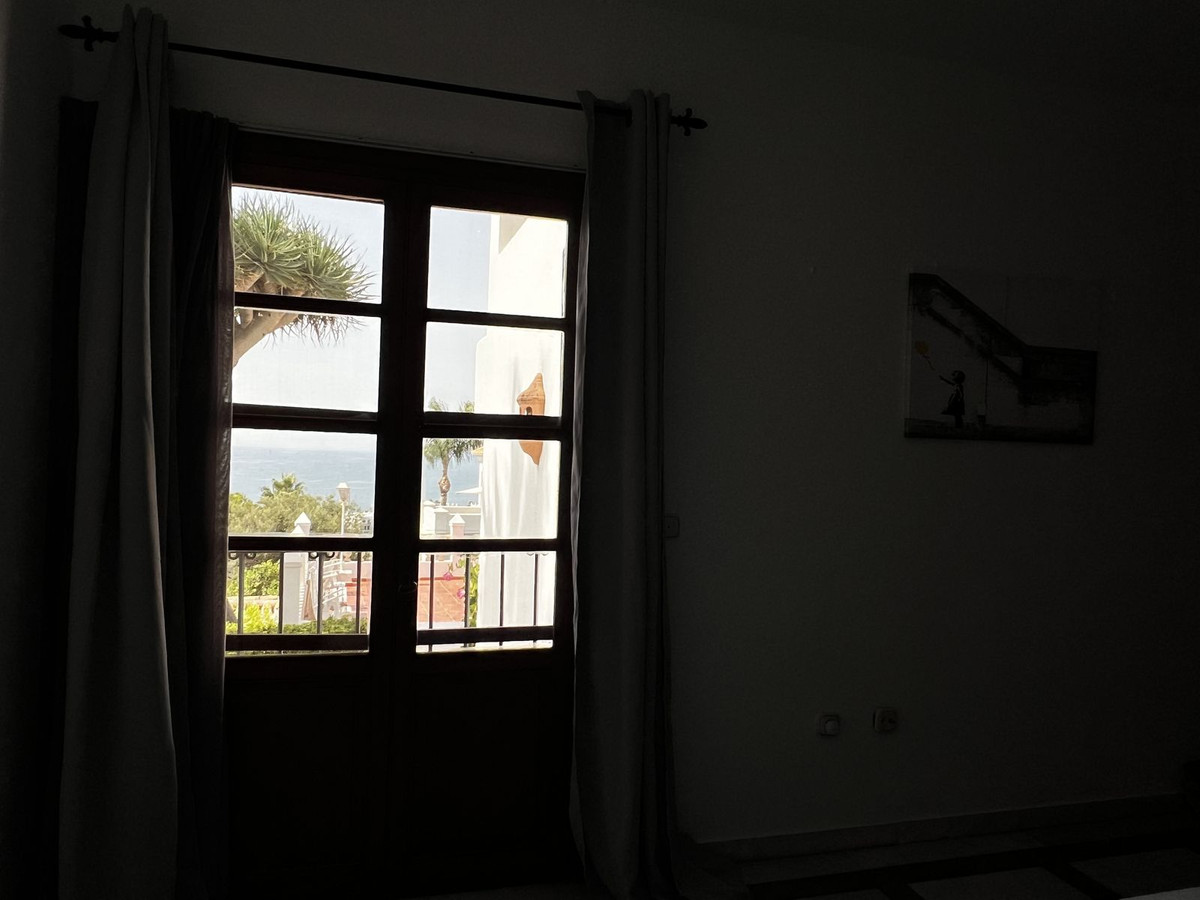 Huis te koop in Estepona | 5 slaapkamers H5138053