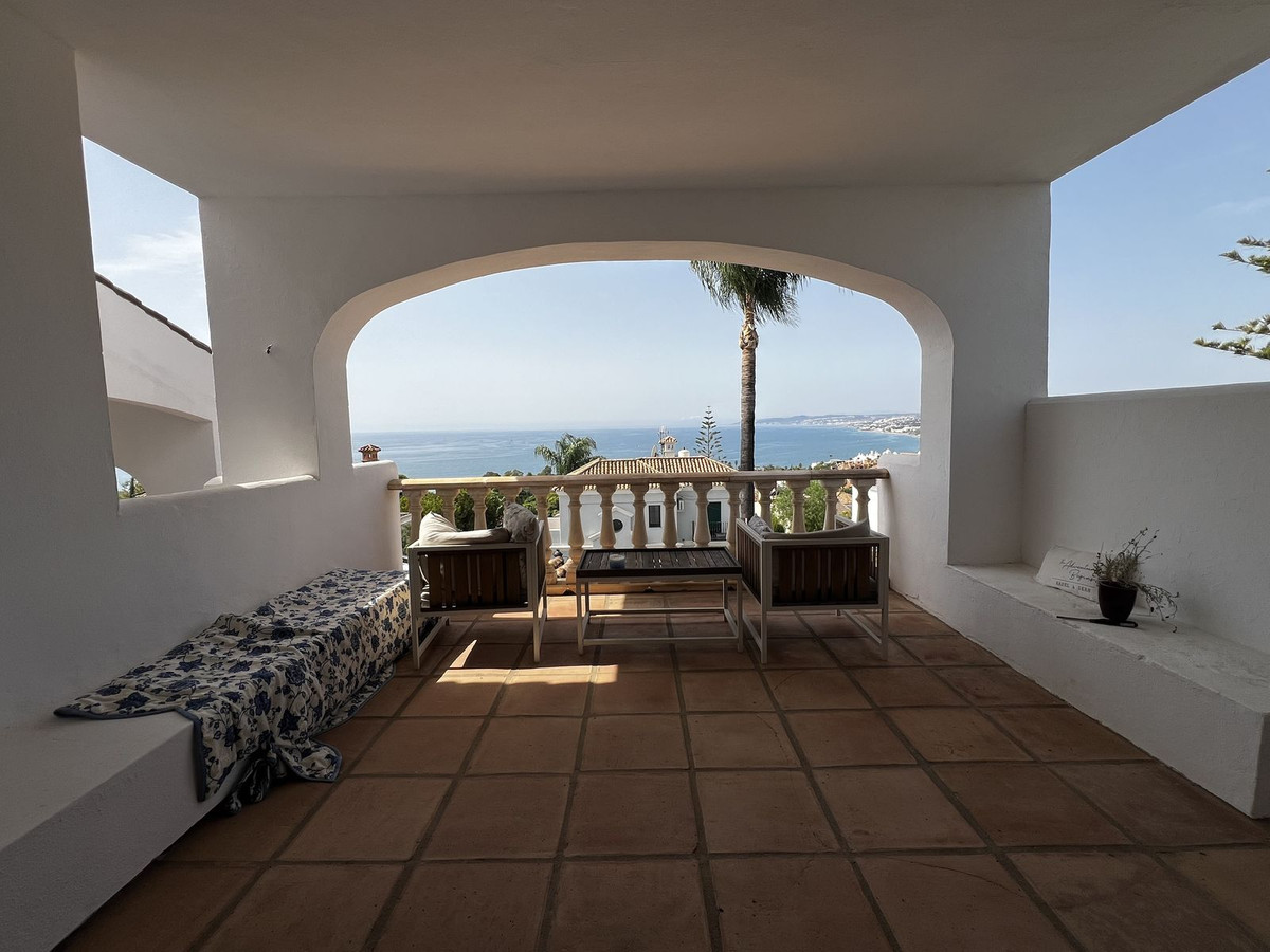 Huis te koop in Estepona | 5 slaapkamers H5138053