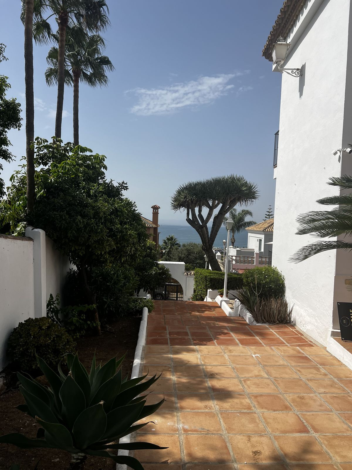 Huis te koop in Estepona | 5 slaapkamers H5138053
