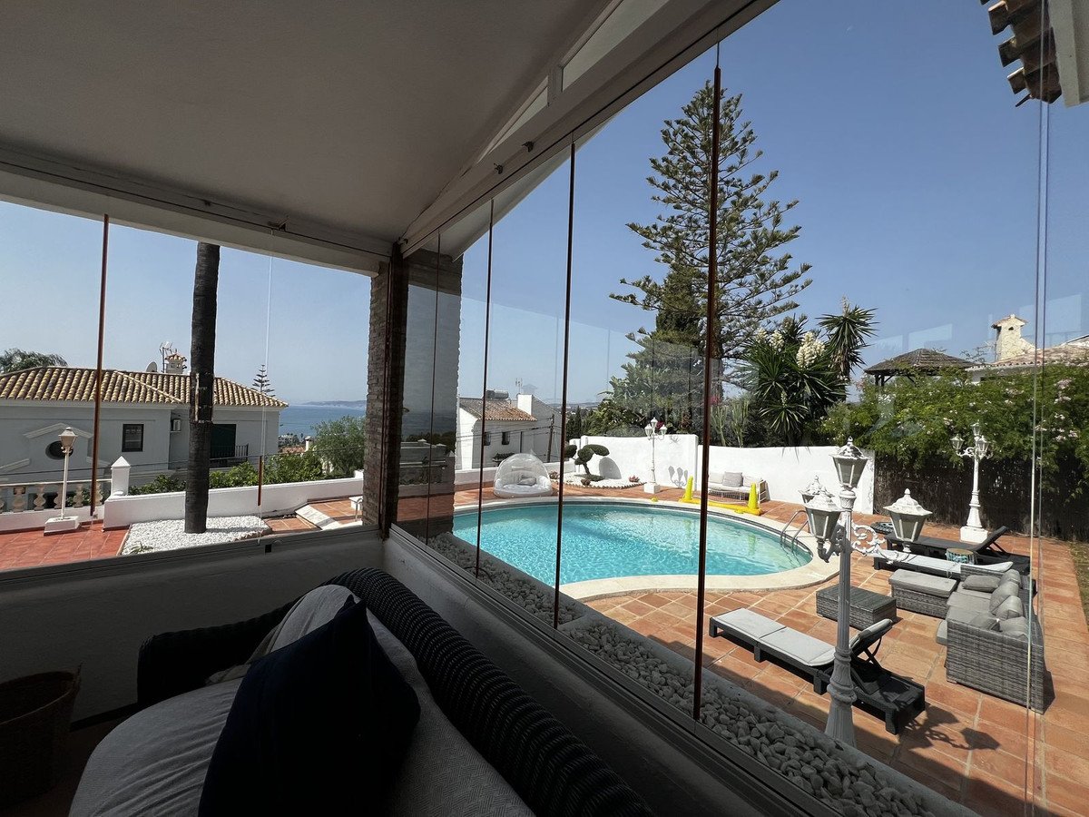 Huis te koop in Estepona | 5 slaapkamers H5138053