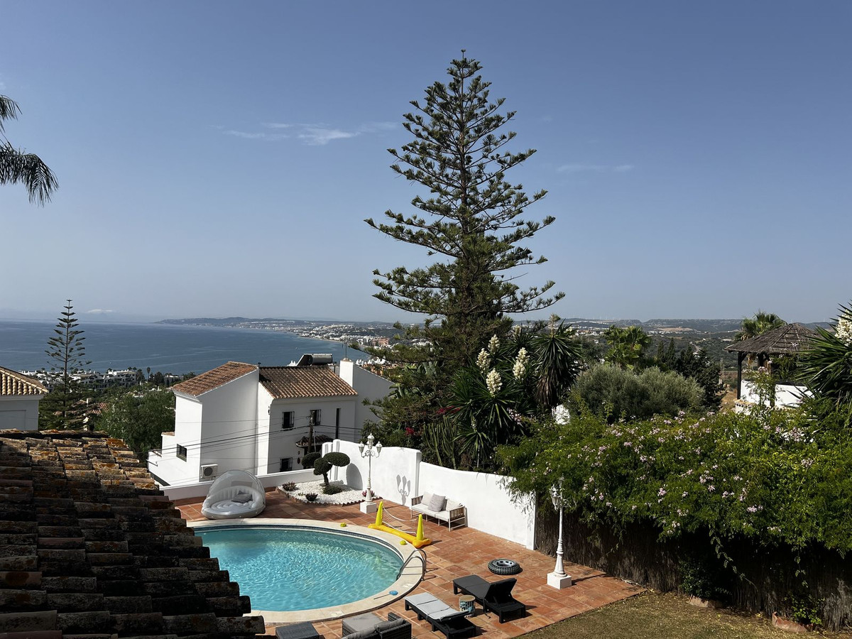 Huis te koop in Estepona | 5 slaapkamers H5138053