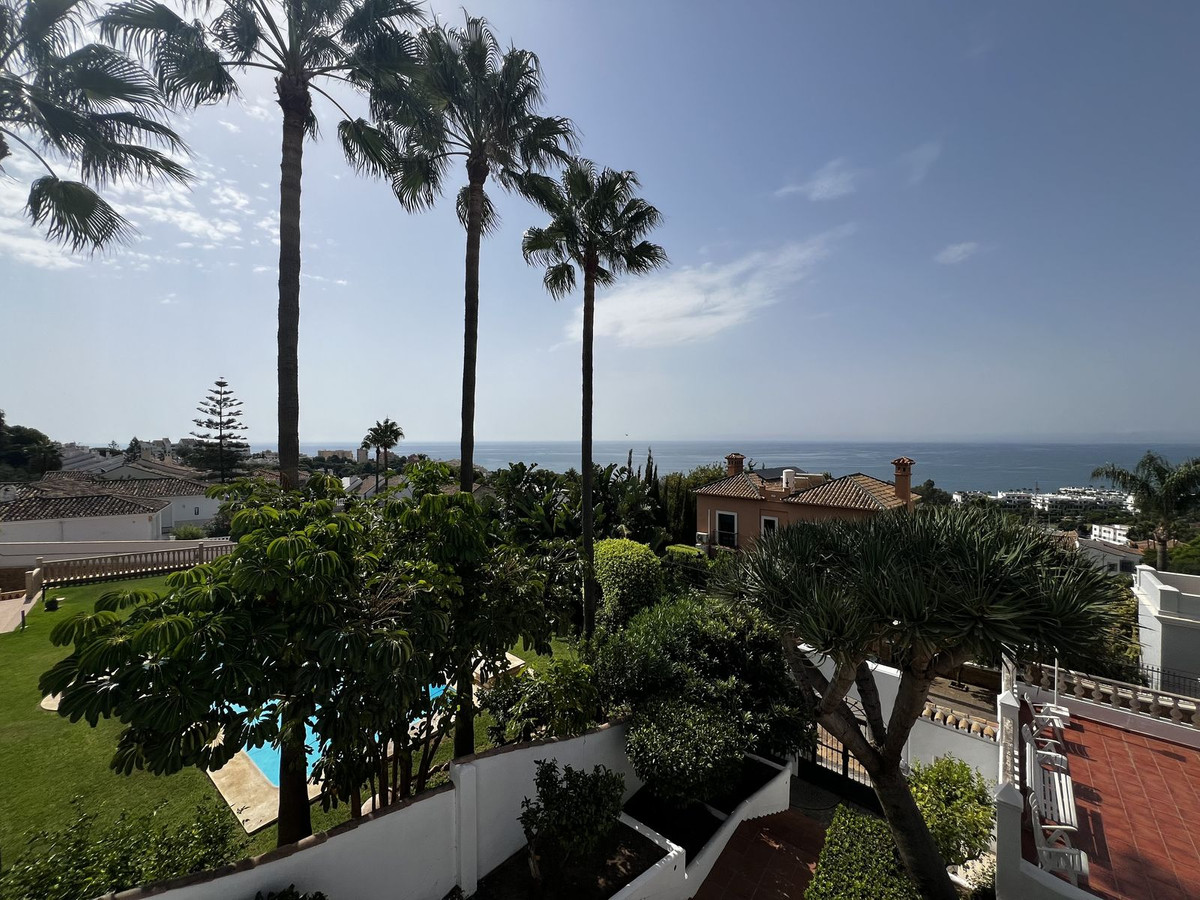 Huis te koop in Estepona | 5 slaapkamers H5138053
