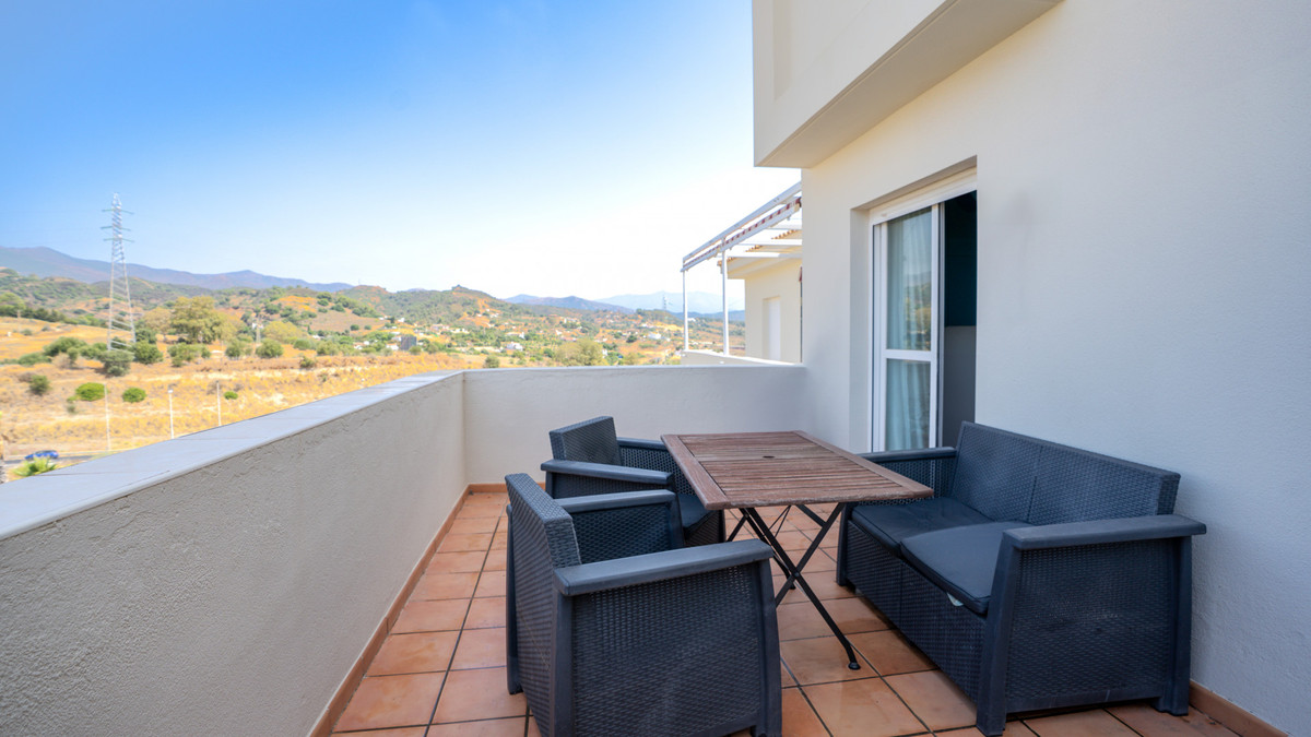 Appartement te koop in Estepona | 3 slaapkamers H5139172