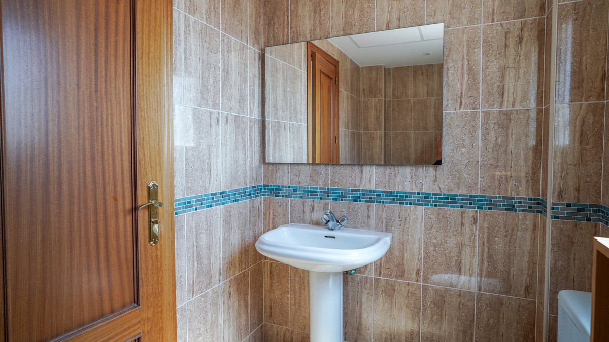 Appartement te koop in Estepona | 3 slaapkamers H5139172