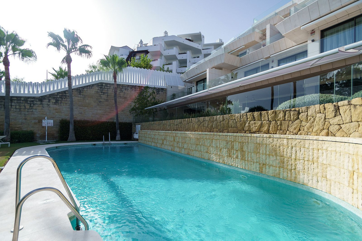 Duplex te koop in Estepona | 4 slaapkamers H5139799