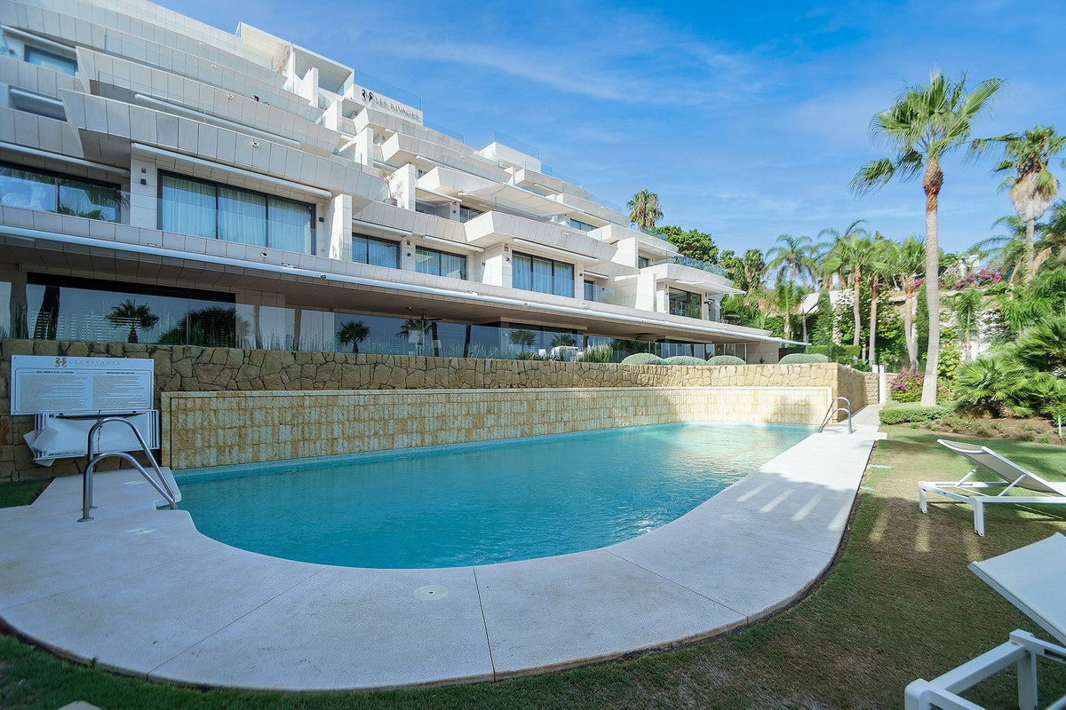 Duplex te koop in Estepona | 4 slaapkamers H5139799