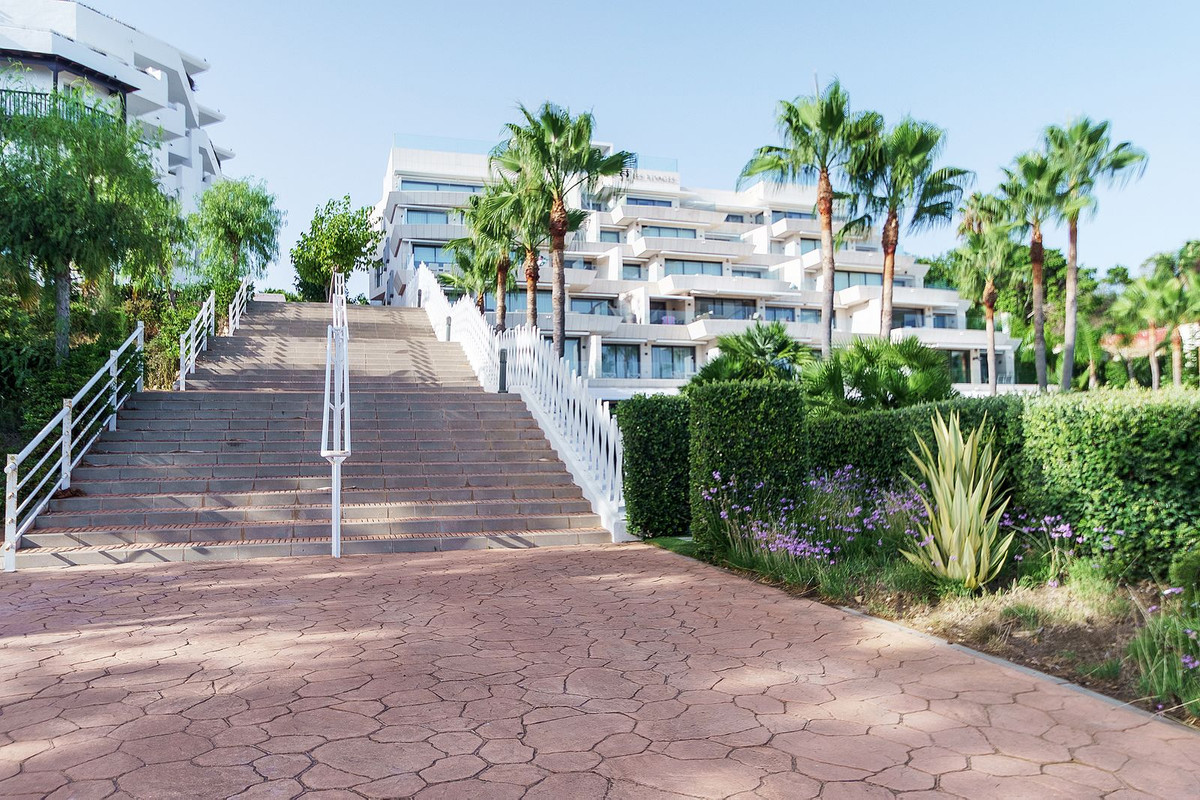 Duplex te koop in Estepona | 4 slaapkamers H5139799