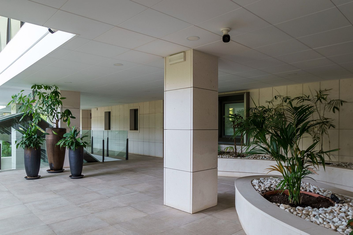 Duplex te koop in Estepona | 4 slaapkamers H5139799