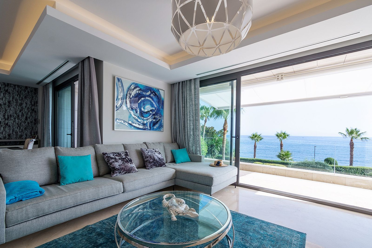 Duplex te koop in Estepona | 4 slaapkamers H5139799