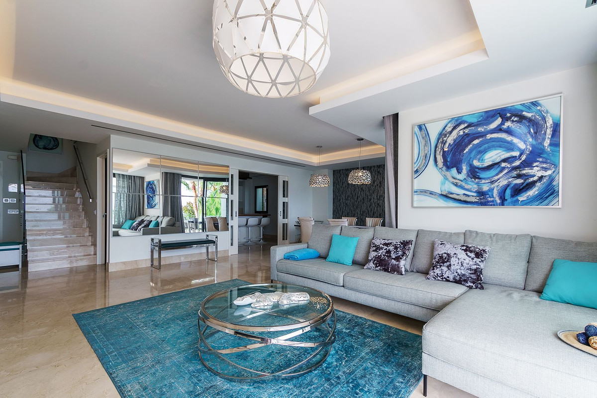 Duplex te koop in Estepona | 4 slaapkamers H5139799