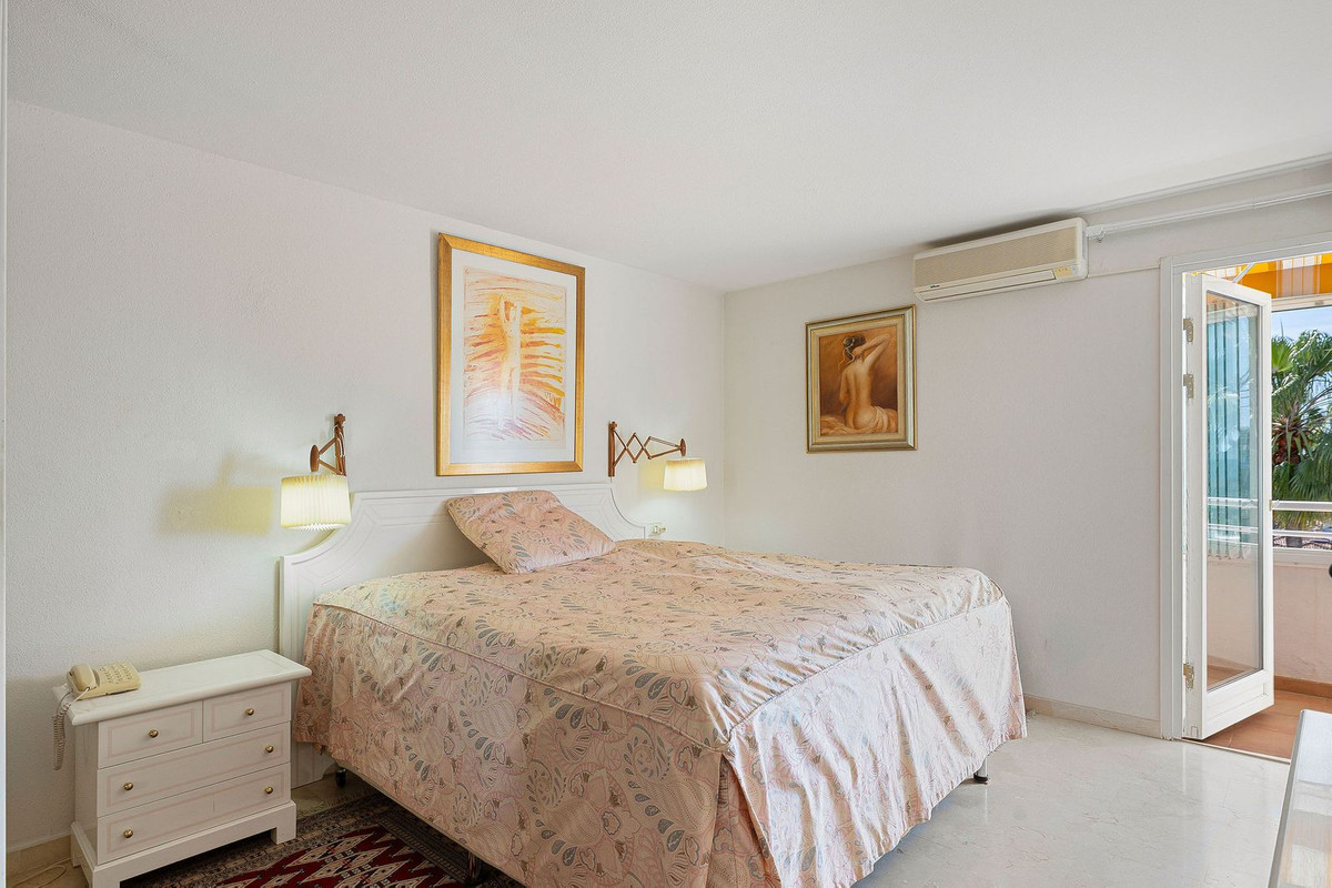 Appartement te koop in Estepona | 2 slaapkamers H5141644