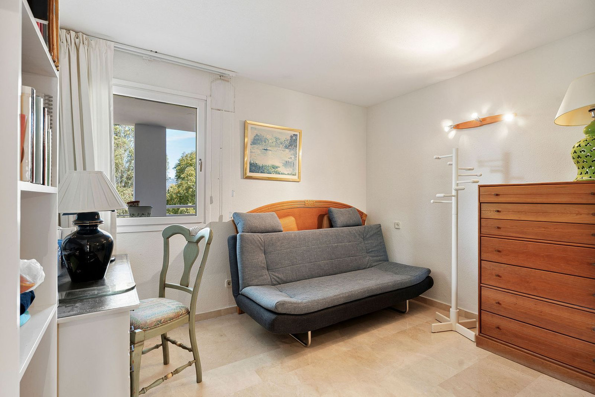 Appartement te koop in Estepona | 2 slaapkamers H5141644