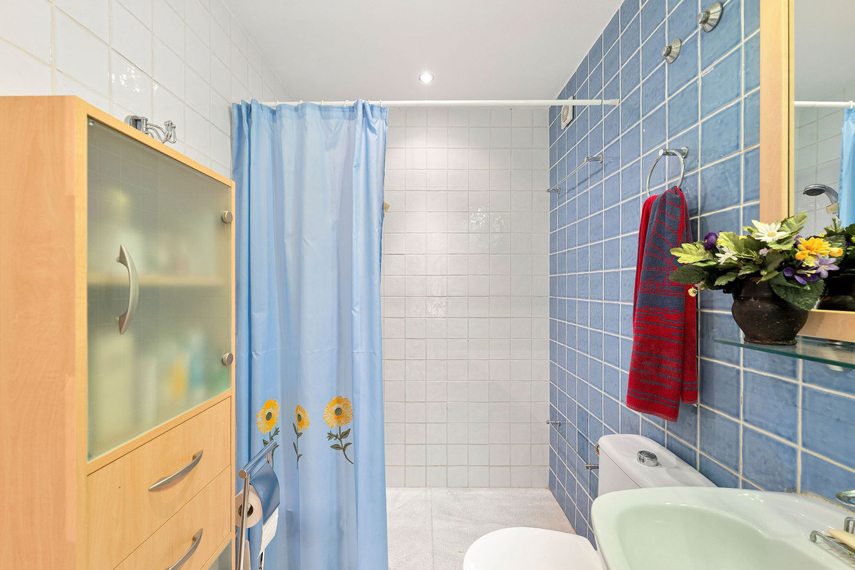 Appartement te koop in Estepona | 2 slaapkamers H5141644