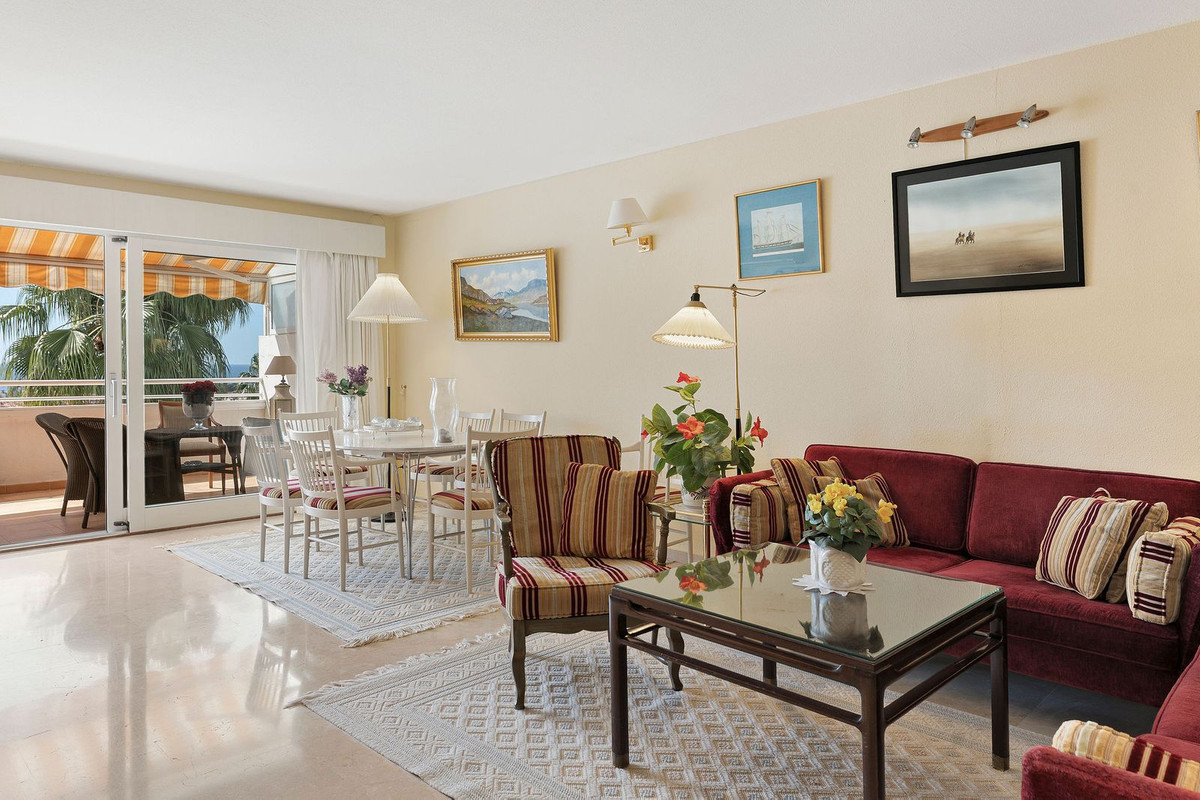 Appartement te koop in Estepona | 2 slaapkamers H5141644