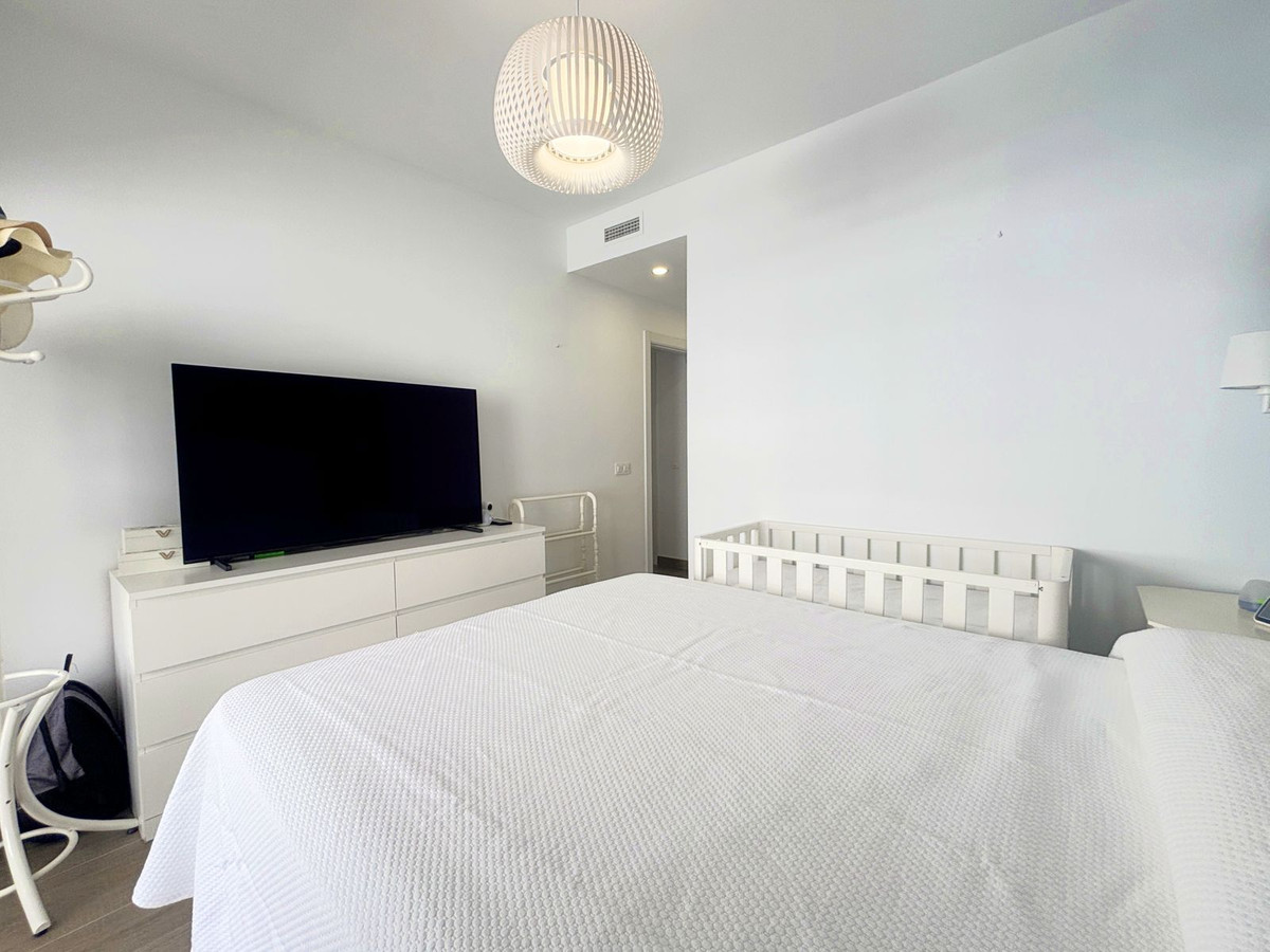 Appartement te koop in Estepona | 3 slaapkamers H5142649