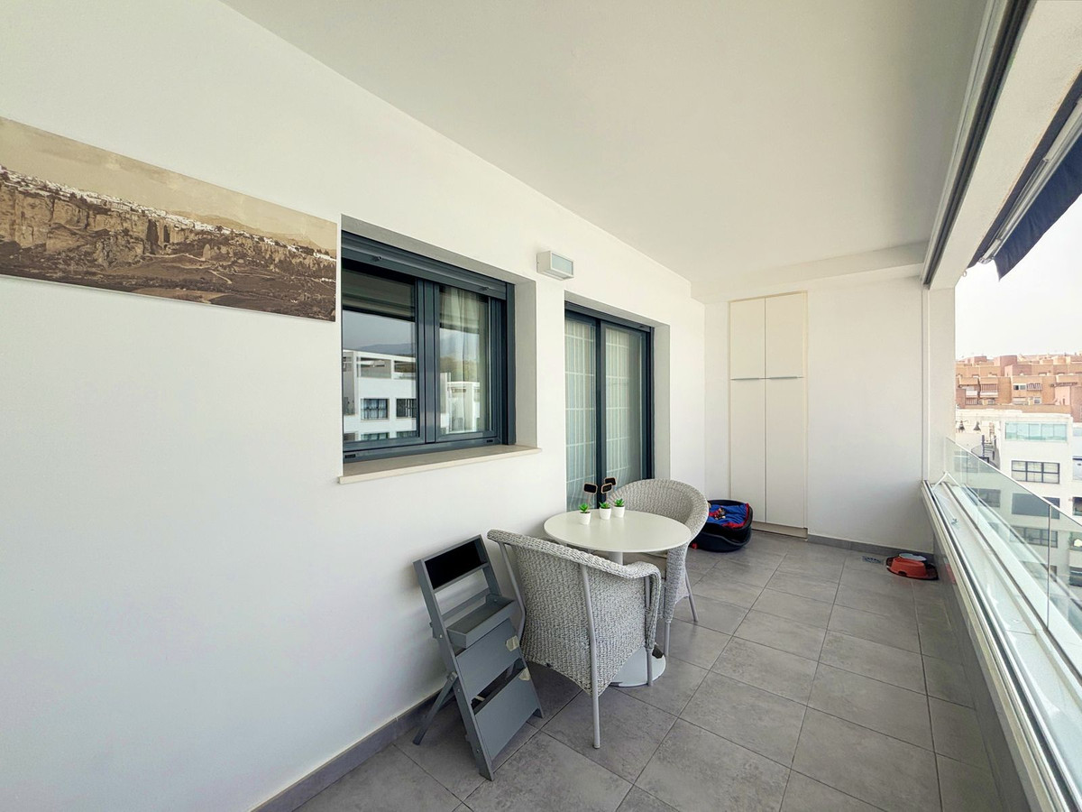 Appartement te koop in Estepona | 3 slaapkamers H5142649
