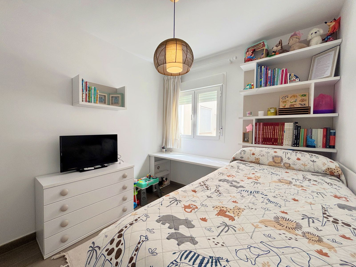 Appartement te koop in Estepona | 3 slaapkamers H5142649