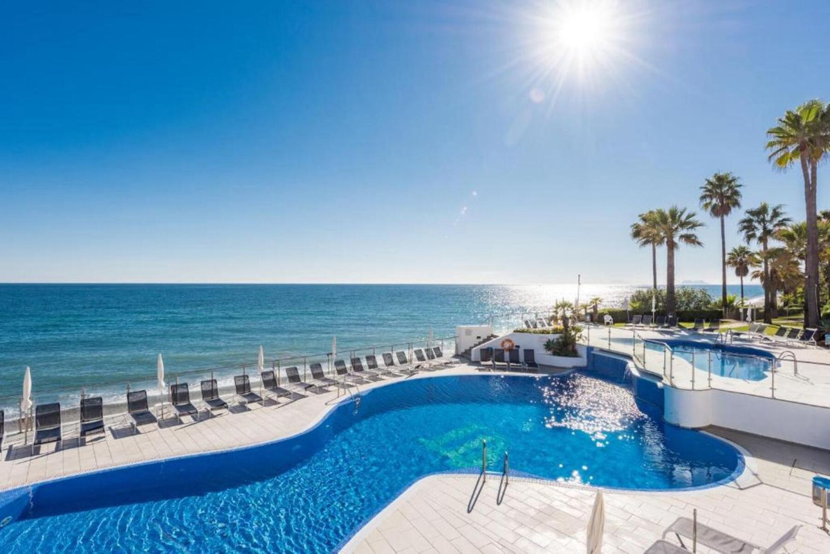 Appartement te koop in Estepona | 2 slaapkamers H5143819