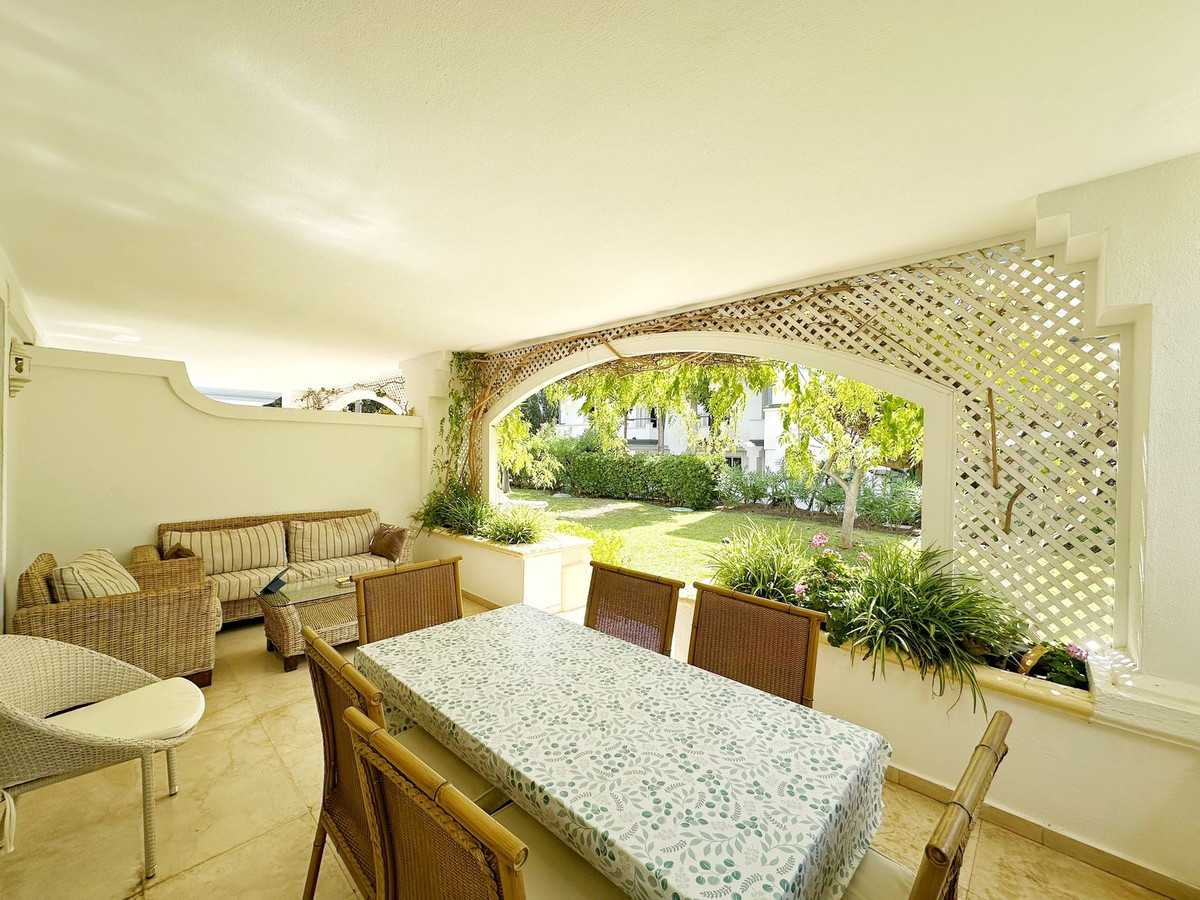 Appartement te koop in Estepona | 2 slaapkamers H5143819
