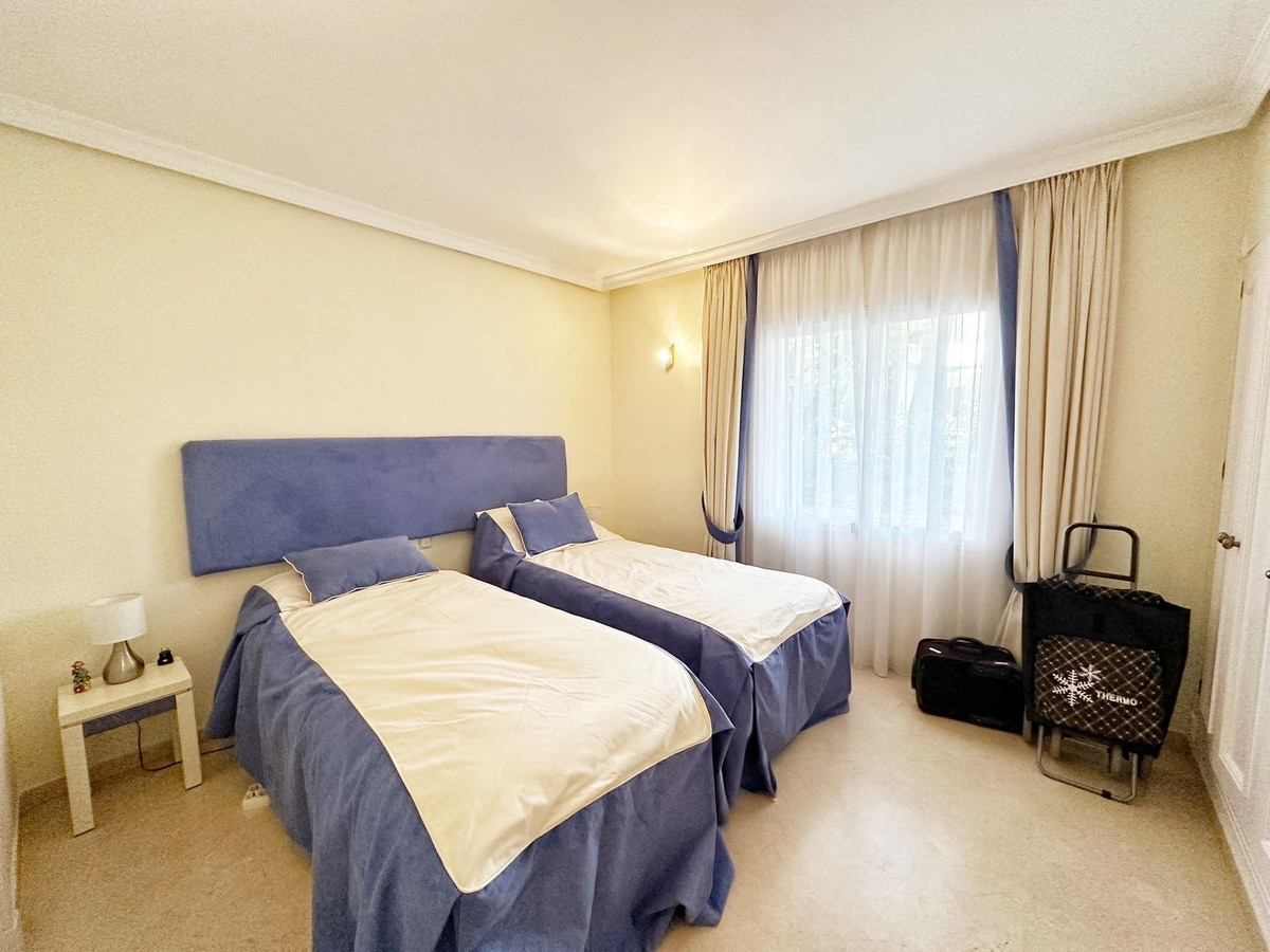 Appartement te koop in Estepona | 2 slaapkamers H5143819