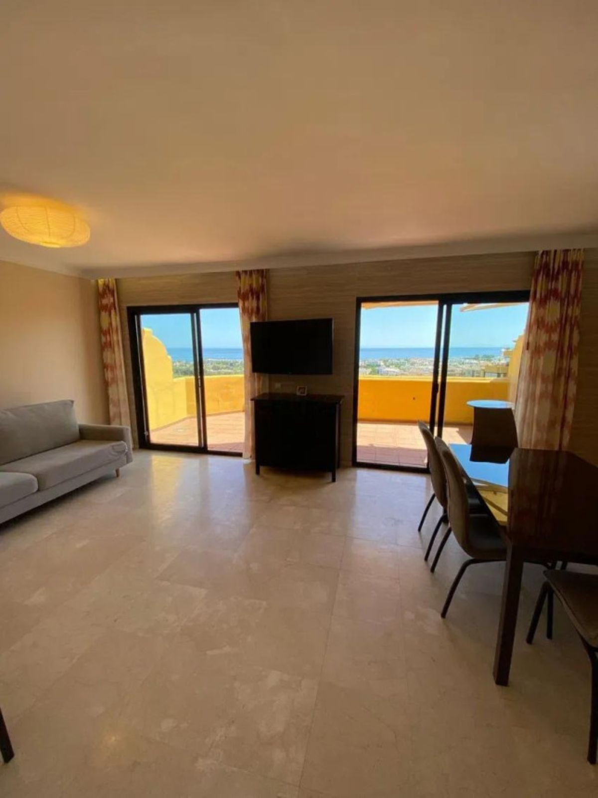 Appartement te koop in Estepona | 4 slaapkamers H5143918