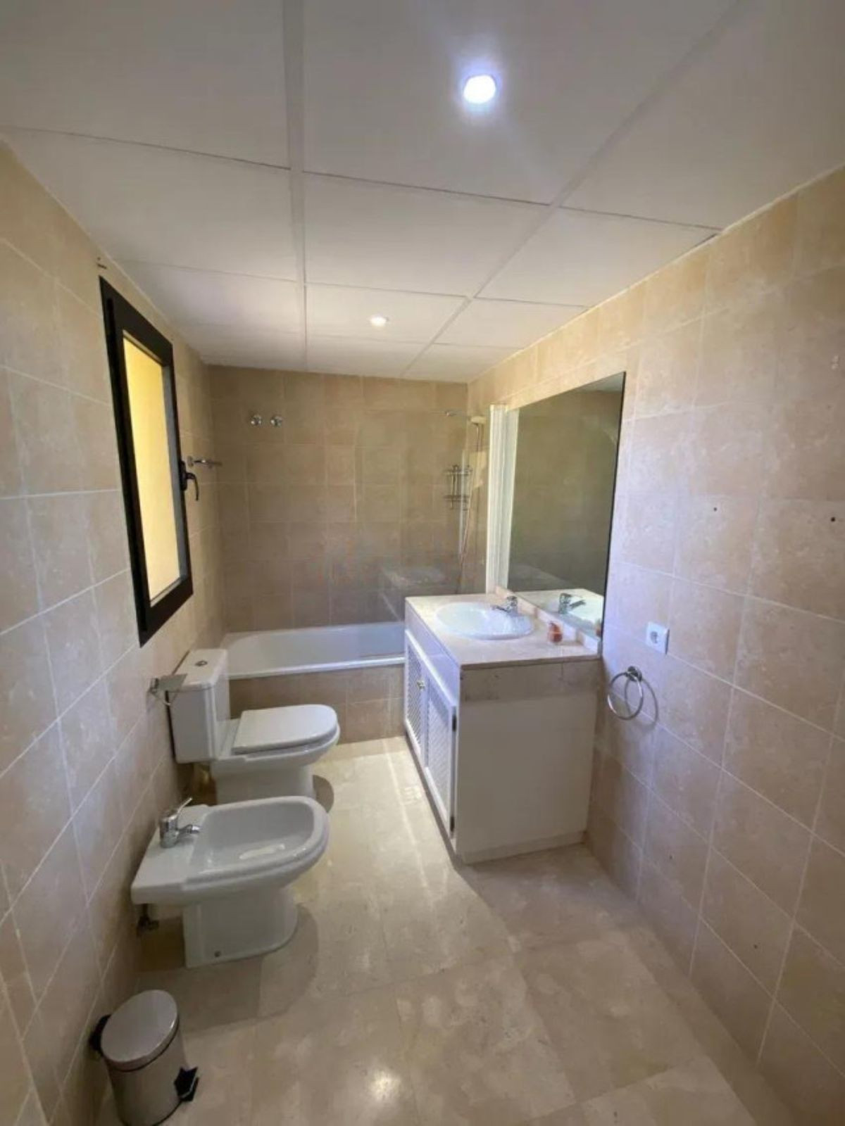Appartement te koop in Estepona | 4 slaapkamers H5143918