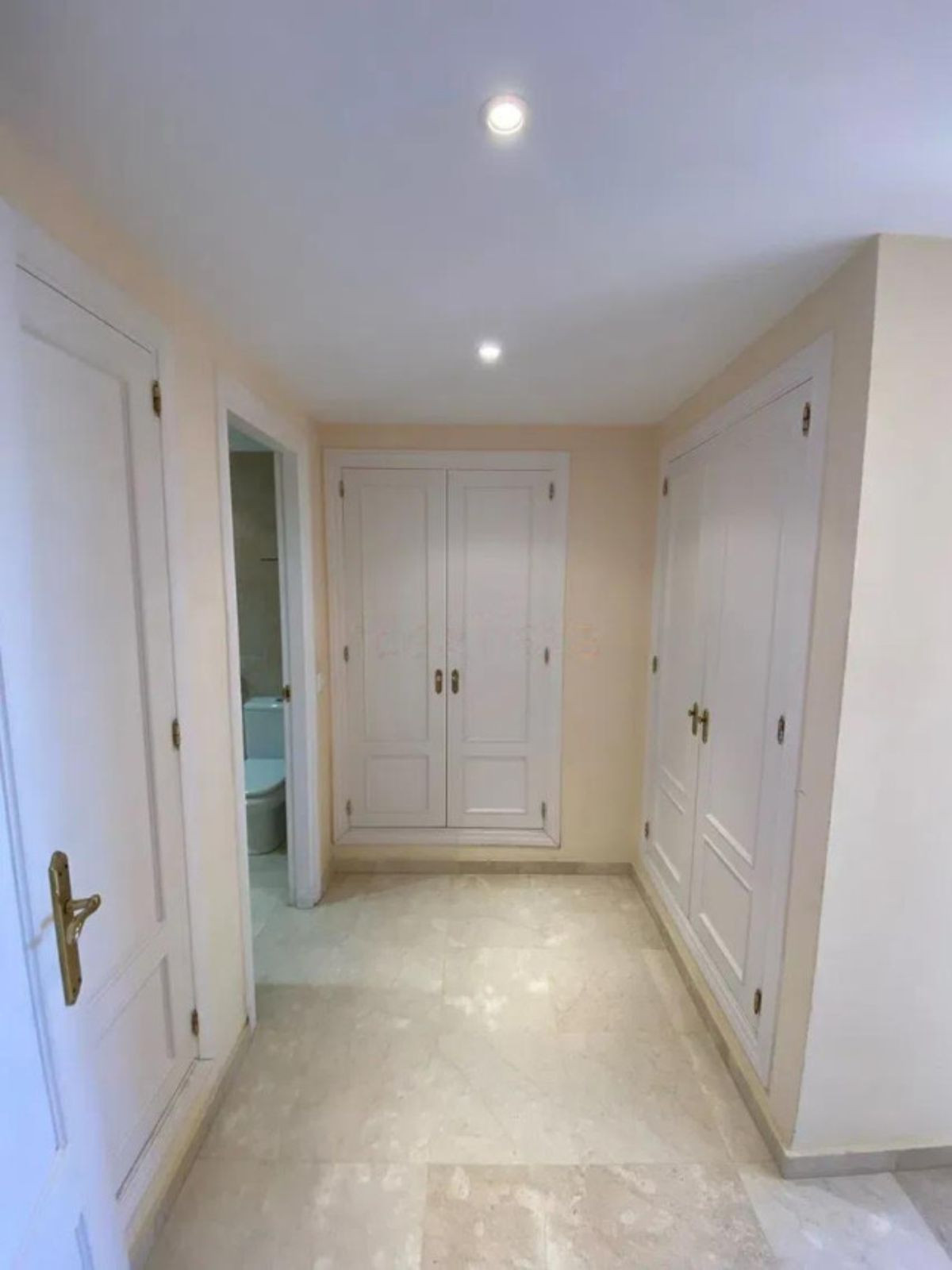 Appartement te koop in Estepona | 4 slaapkamers H5143918