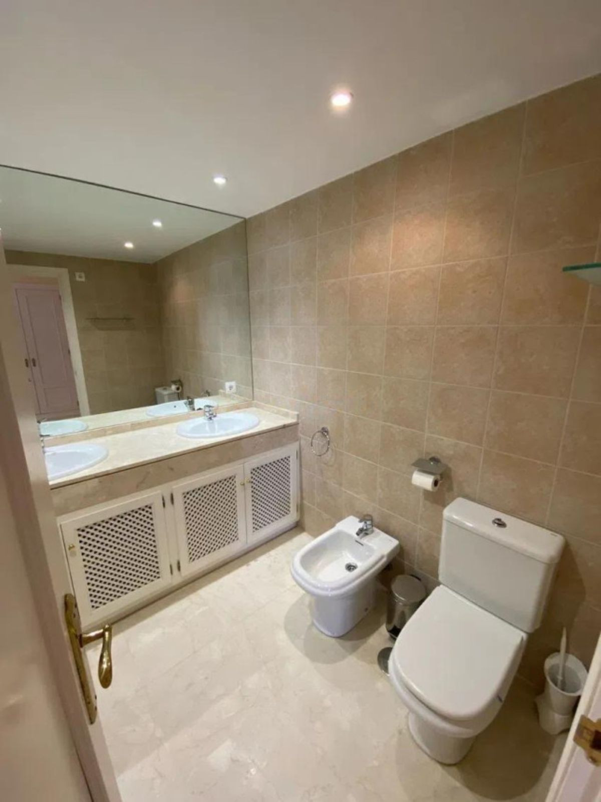 Appartement te koop in Estepona | 4 slaapkamers H5143918