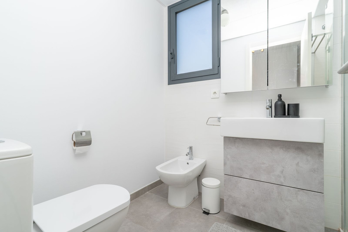 Appartement te koop in Estepona | 2 slaapkamers H5144002