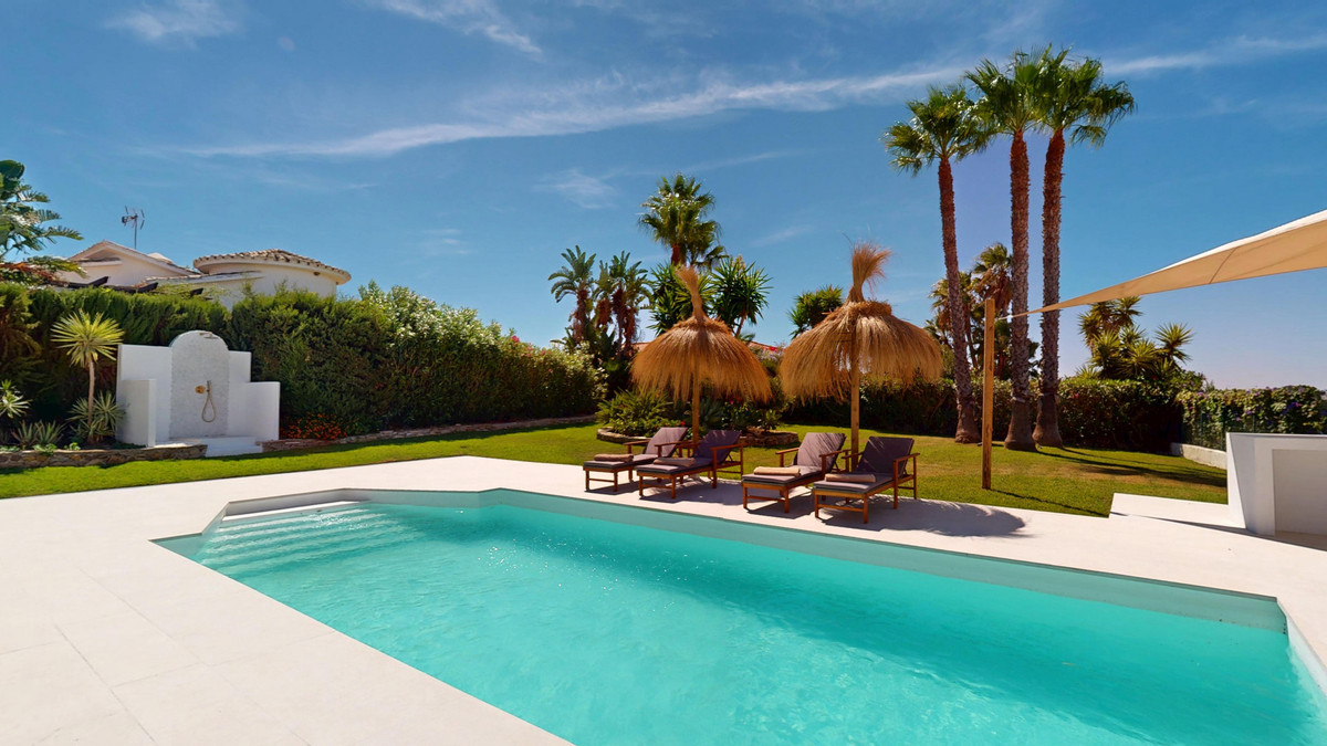 Huis te koop in Estepona | 3 slaapkamers H5144257