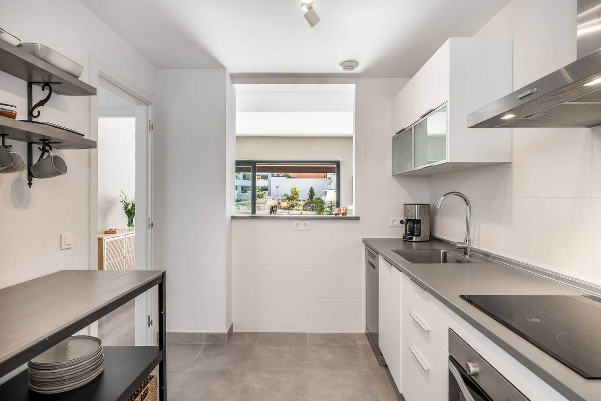 Appartement te koop in Estepona | 2 slaapkamers H5144932