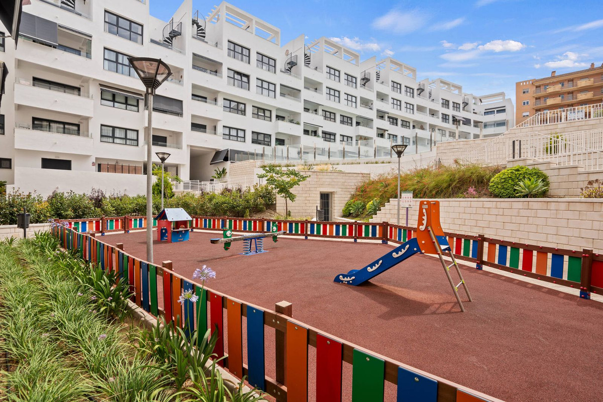 Appartement te koop in Estepona | 2 slaapkamers H5144932