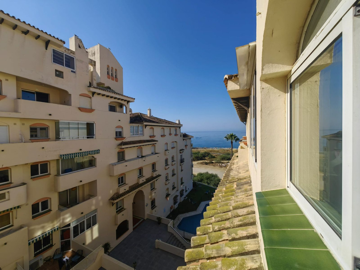 Appartement te koop in Estepona | 3 slaapkamers H5144950