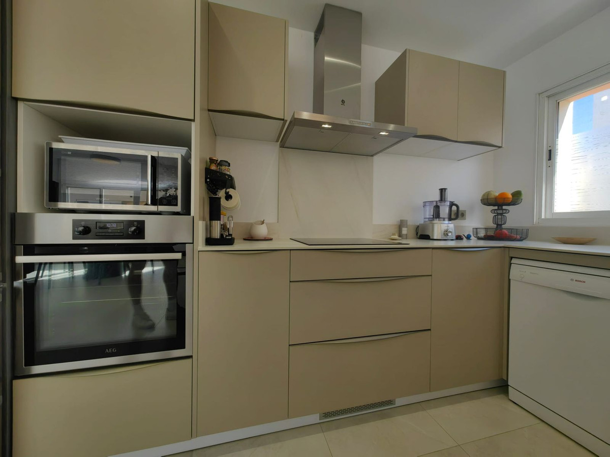 Appartement te koop in Estepona | 3 slaapkamers H5144950