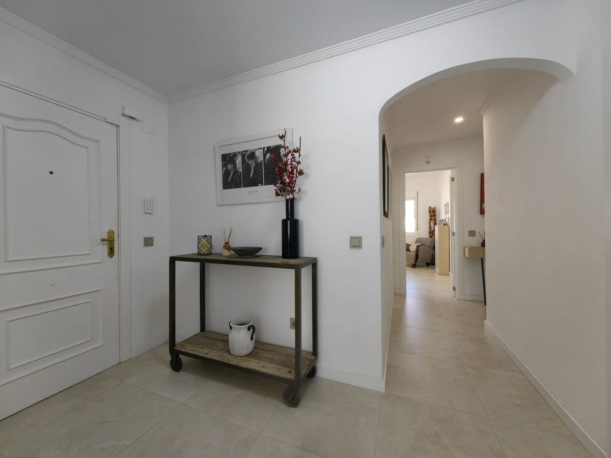 Appartement te koop in Estepona | 3 slaapkamers H5144950